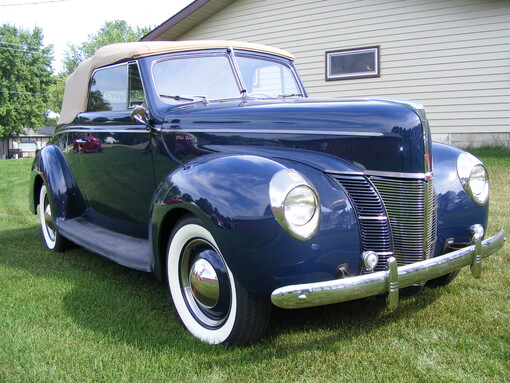 1940 FORD CONVERTIBLE